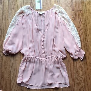 Women’s blouse